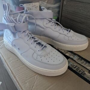 Nike Af1's Mid W/Strap , Palest Purple, Youth 7/Women 8.5, Perfect Condition